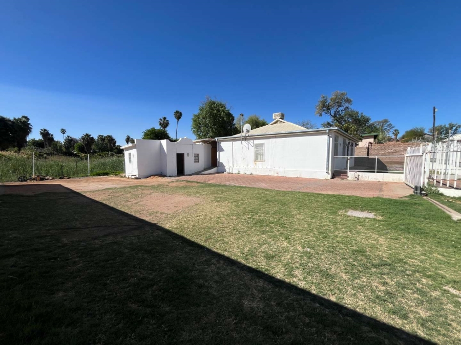 3 Bedroom Property for Sale in Die Rand Northern Cape
